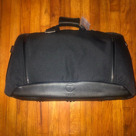 Tumi Handbags - Tumi tech carry on Tumi Handbags - Tumi tech carry on
